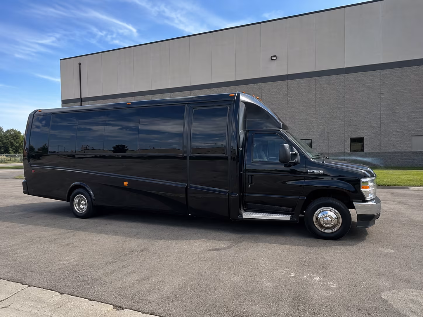 buses for metlife stadium concerts from old bridge