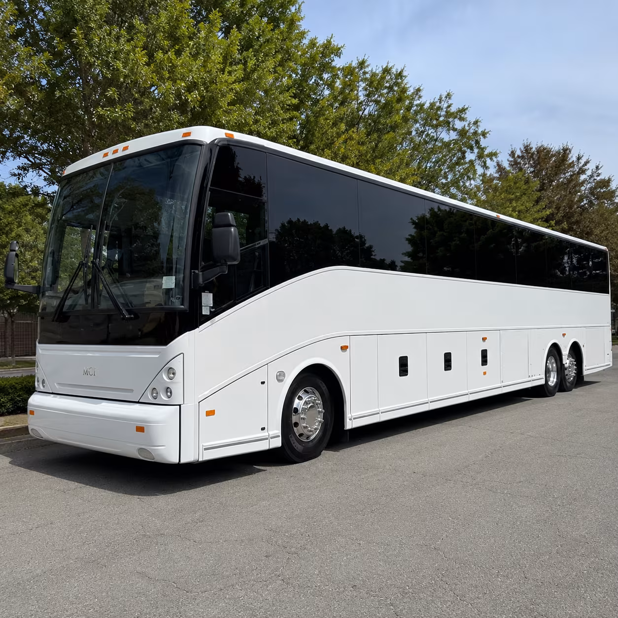 charter buses for museum and science center field trips near old bridge